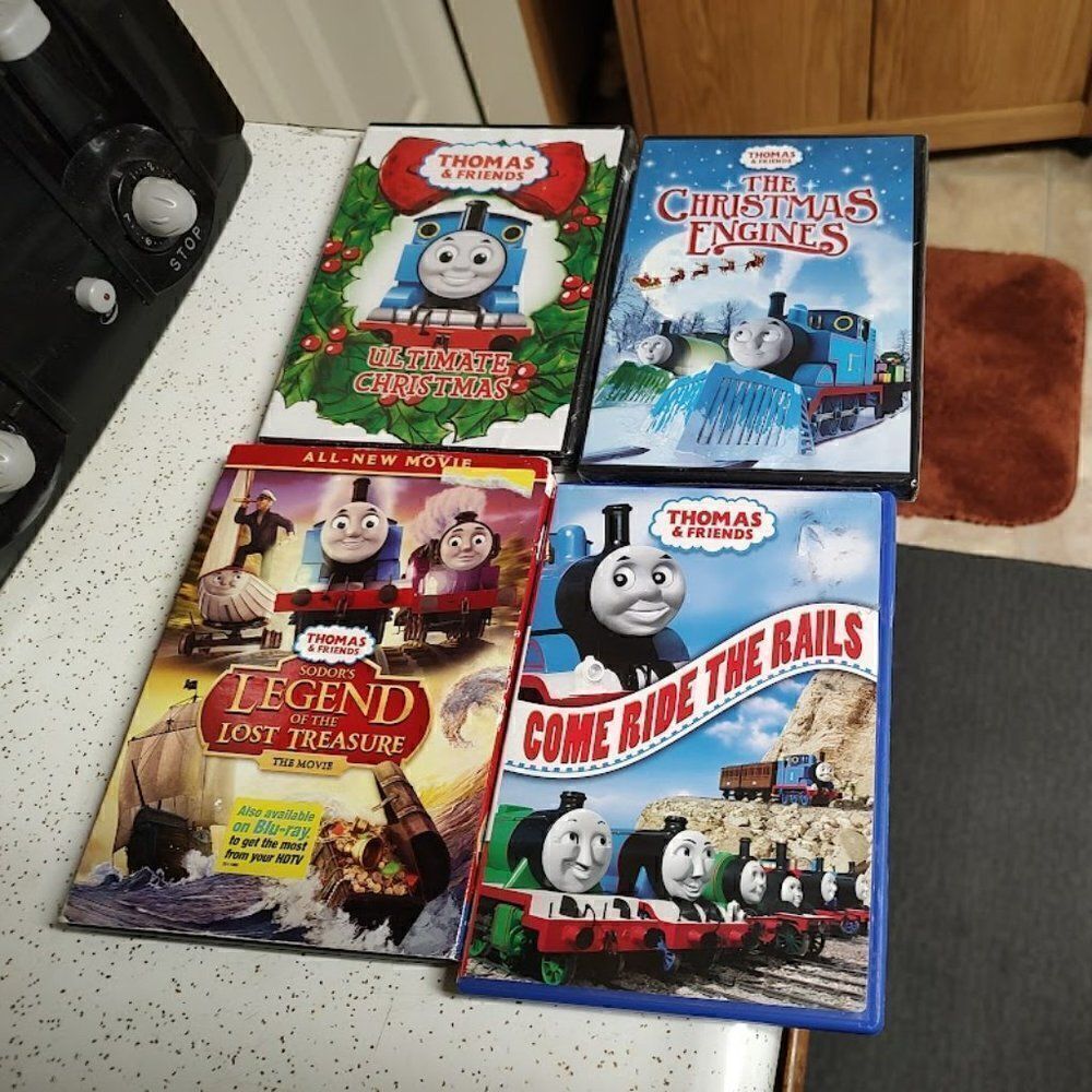 Thomas & Friends 4 DVD 2 New And Sealed